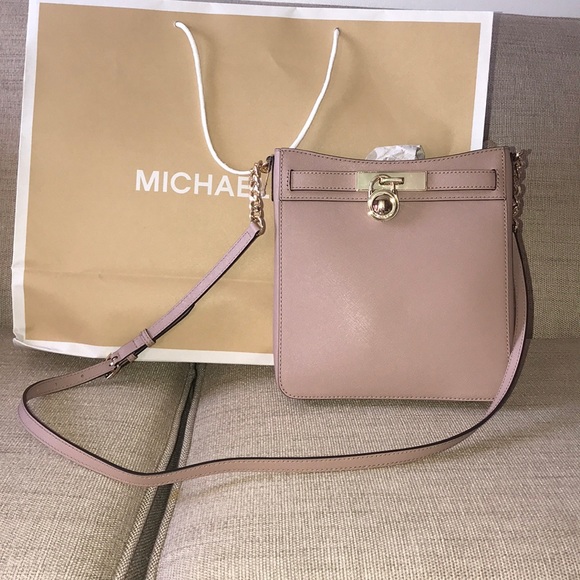 michael kors hamilton messenger crossbody